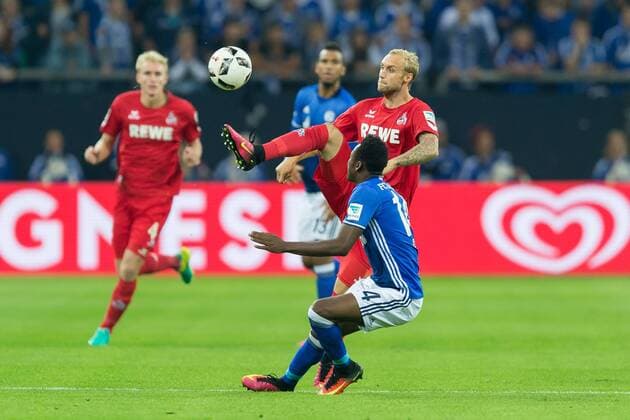 Gelsenkirchen, Germany 09.09.2016, 1.Bundesliga 4. Spieltag, FC Schalke 04 - 1.FC Koeln, Marcel Risse (Koeln) gegen Abdul Rahman Baba (S04) ( DeFodi001