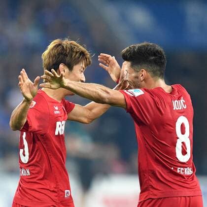 Köln, Fussball, 1.BL Saison 2016 2017, Spieltag 4, FC Schalke 04 - 1.FC Köln, 21.09.2016, Veltinsarena Gelsenkirchen, Yuya Osako,milos jojic beide FC Köln, torjubel