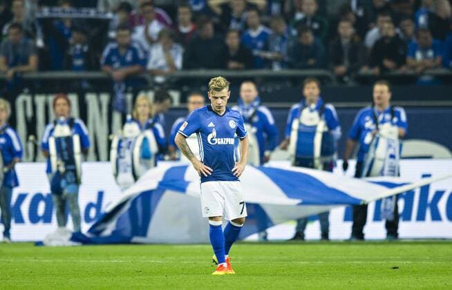 Gelsenkirchen, 21.09.2016, Veltins Arena, Fußball Max Meyer (S04) enttäuscht FC Schalke 04 - 1. FC Köln