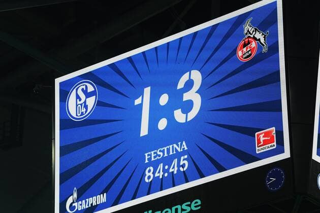 Fussball, 1.BL Saison 2016 2017, Spieltag 4, FC Schalke 04 - 1.FC Köln, 21.09.2016, Veltinsarena Gelsenkirchen, Spielstand, Ergebnis 1:3 ,