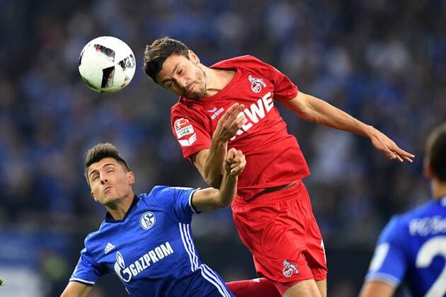 Fussball, 1.BL Saison 2016 2017, Spieltag 4, FC Schalke 04 - 1.FC Köln, 21.09.2016, Veltinsarena Gelsenkirchen, Jonas Hector, FC Köln,
