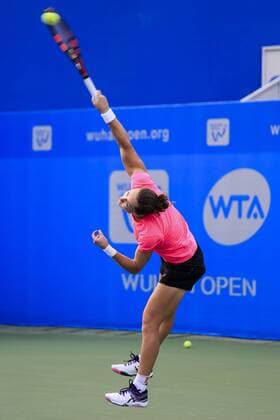 WUHAN, CHINA - SEPTEMBER 22: Samantha Stosur of Australia attends a training session ahead of the 2016 WTA Tennis Damen Dongfeng Motor Wuhan Open on September 22, 2016 in Wuhan, Hubei Province of China.  CFP492533720 