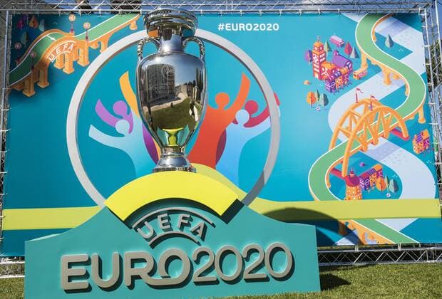Fußball, UEFA präsentiert Logo der EURO 2020 in Rom Logo and European Cup Roma 22-09-2016 Foro Italico Logo EURO Roma 2020 european football championships unveiled andreaxstaccioli
