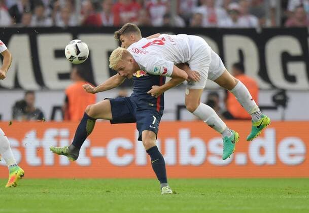 25.09.2016, Fussball GER, 1. Bundesliga Saison 2016 2017, 5. Spieltag, 1. FC Koeln - RB Leipzig, arcel Sabitzer (RB Leipzig), li., gegen Frederik Soerensen, Frederik Sörensen (1.FC Koeln)