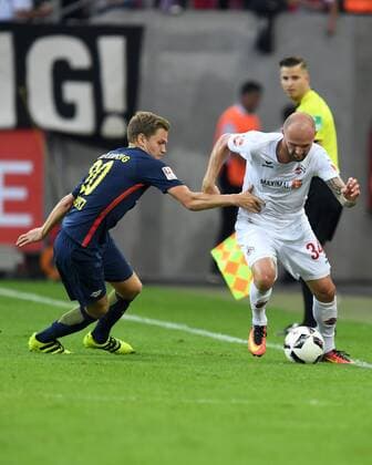 Fussball, 1.BL Saison 2016 2017, Spieltag 5, 1.FC Koeln vs RB Leipzig 25.09.2016, Rheinenergiestadion Köln, Konstantin Rausch , 1.FC köln , Benno Schmitz RB Leipzig