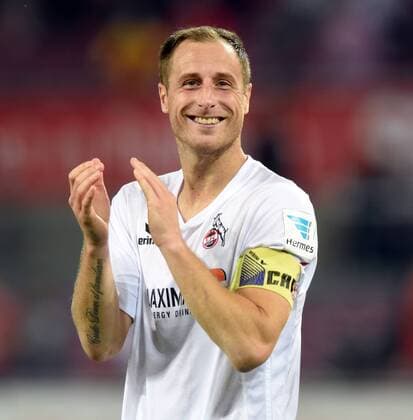 1. FC Köln - RasenBallsport Leipzig 25.09.2016. Mannschaftskapitän Matthias Lehmann (Köln) zufrieden nach dem Schlußpfiff. HM