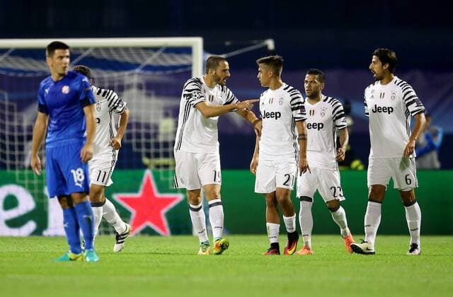Champions League, Dinamo -Juventus 27.09.2016., Maksimir Stadium, Zagreb - Champions League, Group H, Round 2, GNK Dinamo - Juventus FC.Leonardo Bonucci, Paulo Dybala.  IgorxKralj PIXSELL