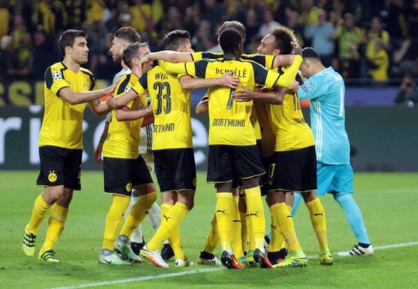 27.09.2016, xovx, Fussball UEFA Champions League, Borussia Dortmund - Real Madrid, emspor emonline, Jubel nach dem Tor zum 1:1 durch Pierre-Emerick Aubameyang (Borussia Dortmund), Aktion. Dortmund
