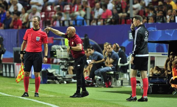 Champions League JORNADA 2, Sevilla FC- OLYMPIQUE DE LYON, ESTADIO RAMON SANCHEZ PIZJUAN.SAMPAOLI  xJUANxGUERRAx xPARTIDOx