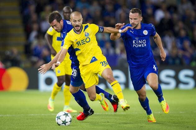27.09.2016. King Power Stadium, Leicester, England. UEFA Champions League Football. Leicester City versus FC Porto. Christian Fuchs of Leicester City challenges Andre Andre of FC Porto. xGrahamxWilsonx  ActionPlus11793857