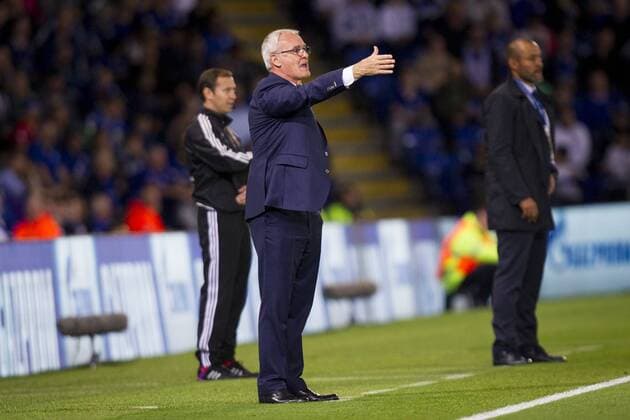 27.09.2016. King Power Stadium, Leicester, England. UEFA Champions League Football. Leicester City versus FC Porto. Leicester City Manager Claudio Ranieri shouts instructions to his team. xGrahamxWilsonx  ActionPlus11793873