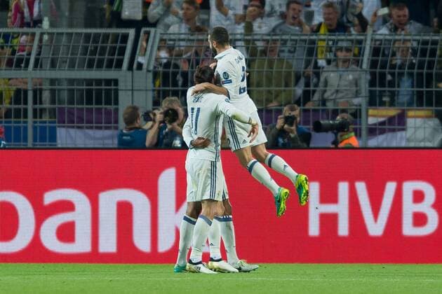 Dortmund, Germany 27.09.2016, UEFA Champions League - 2016 17 Season, Group F - Matchday 2, BV Borussia Dortmund - Real Madrid, jubel um Raphael Varane (Real Madrid) nach seinem treffer zum 1:2 ( DeFodi001
