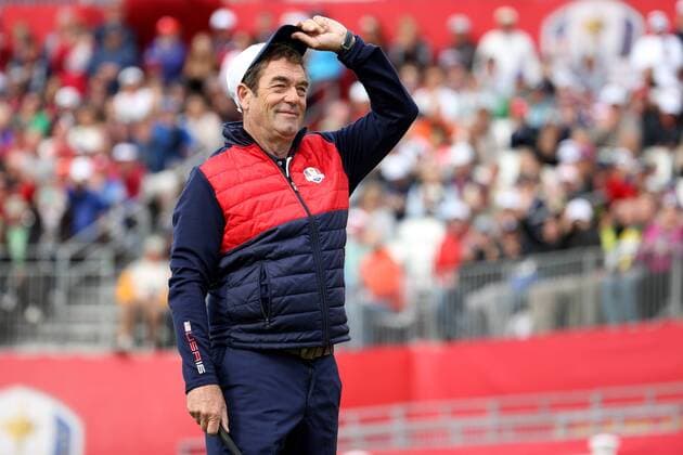 Golf, Prominente beim Ryder Cup 2016 in Chaska in Aktion GOLF - Ryder Cup 2016 CHASKA,MINNESOTA,USA,27.SEP.16 - GOLF - Ryder Cup, Hazeltine National Golf Club. Image shows Huey Lewis. GEPAxpictures xDanielxGoetzhaber