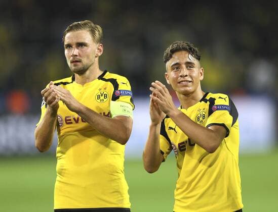 Foto: Marcel Schmelzer ( Borussia ) und Emre MOR , rechts Fussball - Championsleague am Di. 27.09.2016 Gruppenphase, Borussia Dortmund - Real Madrid 2 - 2