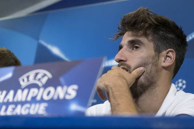 September 27, 2016 - Madrid, Spain - Javi Martinez of Bayern Munich during a press conference PK Pressekonferenz ahead of UEFA Champions League football match between Atletico Madrid and Bayern Munich at Vicente Calderon Stadium in Madrid, Spain on September 27, 2016. FC Bayern Muenchen Training Session and Press Conference  - ZUMAn230