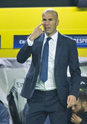 Dortmund, 27.09.2016, Signal-Iduna-Park Trainer Zinedine Zidane (Real) Borussia Dortmund - Real Madrid