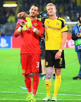 Fussball, UEFA Champions League, Saison 2016 2017, Spieltag 2, Borussia Dortmund vs Real Madrid CF , 27.09.2016, BVB Stadion Dortmund, Roman Bürki, Andre Schürrle beide BVB,