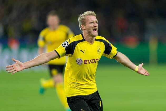 Dortmund, Germany 27.09.2016, UEFA Champions League - 2016 17 Season, Group F - Matchday 2, BV Borussia Dortmund - Real Madrid, 2:2, Torjubel, Andre Schuerrle (BVB) jubelt nach seinem treffer zum 2:2 ( DeFodi001