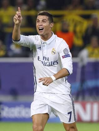 RONALDO Cristiano Team Real Madrid jubelt nach seinem Tor zum 1 : 0 UEFA Champions League 2016-2017 Spiel Borussia Dortmund-Real Madrid 2 : 2 Gruppe F am 27.September 2016 in Dortmund 