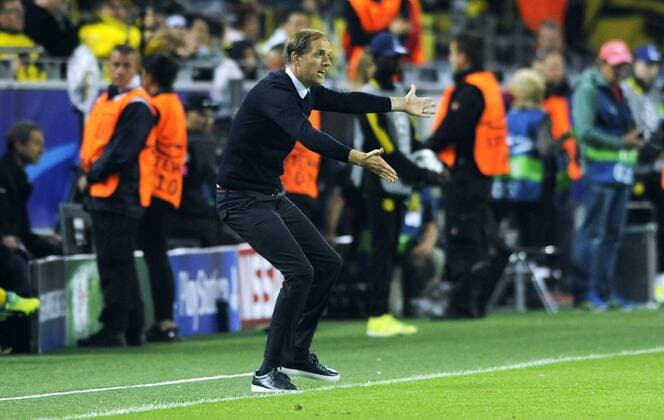 Fussball, UEFA Champions League, Herren, Saison 2016 2017, Gruppe F, 2. Spieltag, Signal Iduna Park Dortmund, Bor. Dortmund (gelb) - Real Madrid (weiss) 2:2; Trainer Thomas Tuchel (BVB). Aktion, Einzelbild.