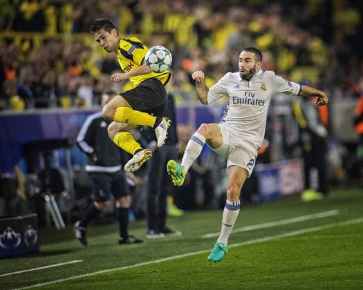 Raphael Guerreiro (BvB), Dani Carvajal (Real) 27.09.2016, Dortmund, Borussia Dortmund vs. Real Madrid Â