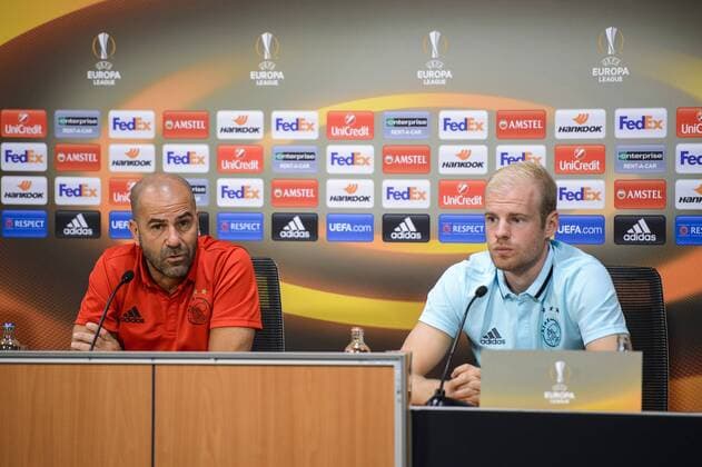 Ajax s head coach Peter Bosz and Ajax s Davy Klaassen pictured during a press conference PK Pressekonferenz of Dutch soccer team Ajax Amsterdam in Amsterdam, The Netherlands, Wednesday 28 September 2016. Tomorrow Ajax is playing the second game of the group stage of the Europa League competition against Belgian club Standard de Liege . NICOLASxLAMBERT  x04942458x