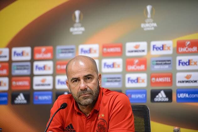 Ajax s head coach Peter Bosz pictured during a press conference PK Pressekonferenz of Dutch soccer team Ajax Amsterdam in Amsterdam, The Netherlands, Wednesday 28 September 2016. Tomorrow Ajax is playing the second game of the group stage of the Europa League competition against Belgian club Standard de Liege . NICOLASxLAMBERT  x04942459x