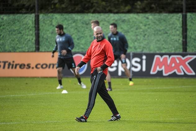 Ajax s head coach Peter Bosz pictured during a training session of Dutch soccer team Ajax Amsterdam in Amsterdam, The Netherlands, Wednesday 28 September 2016. Tomorrow Ajax is playing the second game of the group stage of the Europa League competition against Belgian club Standard de Liege . NICOLASxLAMBERT  x04942632x