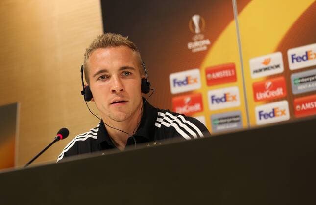 SOCCER - UEFA EL, Bilbao vs Rapid BILBAO,SPAIN,28.SEP.16 - SOCCER - UEFA Europa League, group stage, Athletic Club Bilbao vs SK Rapid Wien, preview, press conference PK Pressekonferenz of Rapid. Image shows Christopher Dibon (Rapid). Keywords: Wien Energie. GEPAxpictures xPhilippxBrem