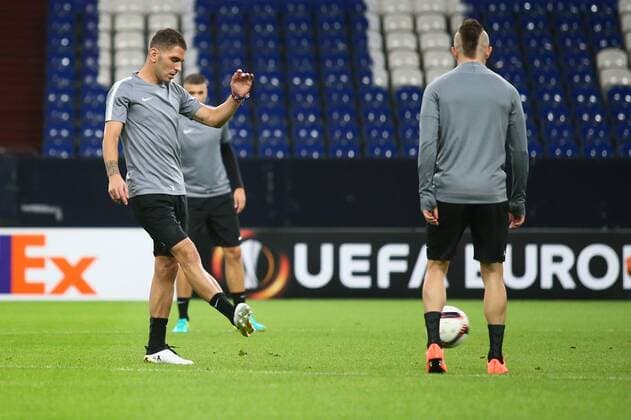 SOCCER - UEFA EL, Schalke vs RBS GELSENKIRCHEN,GERMANY,28.SEP.16 - SOCCER - UEFA Europa League, group stage, FC Schalke 04 vs Red Bull Salzburg, preview, training of RBS. Image shows Jonatan Soriano (RBS). GEPAxpictures xFelixxRoittner