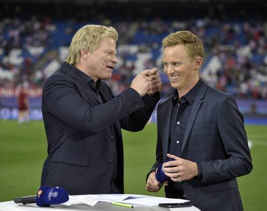 28.09.2016, Fussball Champions-League 2016 2017, Vorrunde 2.Spieltag, Atletico Madrid - FC Bayern München, im Estadio Vicente Calderon, Madrid. v.li: Oliver Kahn und Jochen Breyer (ZDF) 