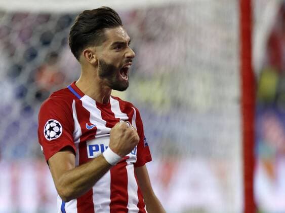 Atletico s Belgian midfielder Yannick Ferreira-Carrasco celebrates his 1-0 goal against Bayern during the UEFA Champions League second journey match between Atletico de Madrid and Bayern Munich, at Vicente Calderon stadium in Madrid, Madrid s Community, Spain, 28 September 2016. ATLETICO MADRID VS. BAYERN MUNICH !ACHTUNG: NUR REDAKTIONELLE NUTZUNG!  MAD003 20160928-636106952424994919
