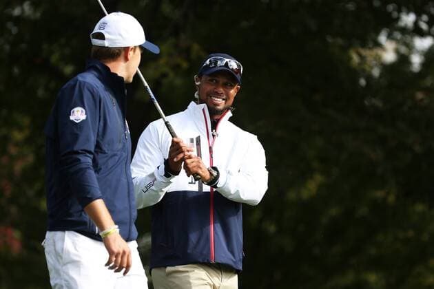 GOLF - Ryder Cup 2016 CHASKA,MINNESOTA,USA,28.SEP.16 - GOLF - Ryder Cup, Hazeltine National Golf Club. Image shows Jordan Spieth and vice-captain Tiger Woods (USA). GEPAxpictures xDanielxGoetzhaber