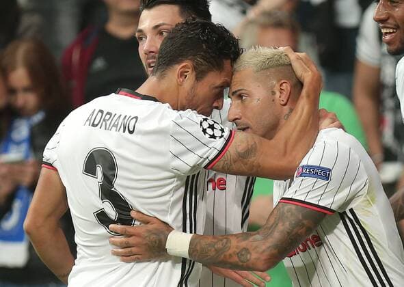 Besiktas players celebrate Ricardo Quaresma s goal during UEFA Champions League game between Besiktas and Dinamo Kiev at Vodafone Stadium in Istanbul, 28th of September 2016. (Tolga Adanali - Depo Photos)  15519685