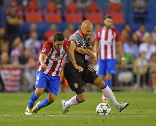 28.09.2016, Fussball Champions-League 2016 2017, Vorrunde 2.Spieltag, Atletico Madrid - FC Bayern München, im Estadio Vicente Calderon, Madrid. v.li: Koke (Atletico Madrid) gegen Arjen Robben (FC Bayern München). 