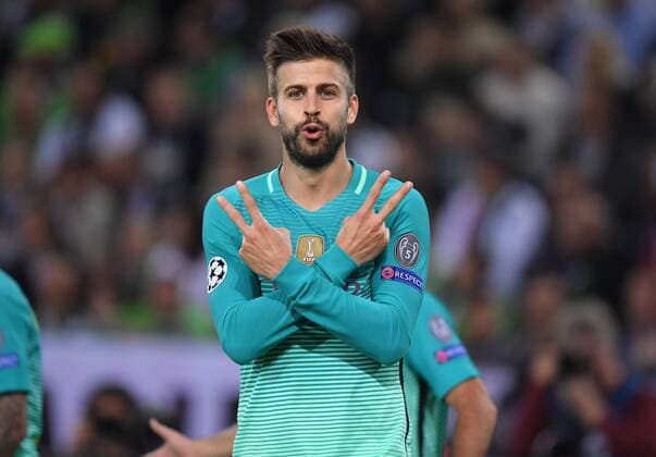 Themen der Woche - SPORT Bilder des Tages - SPORT 28.09.2016, Fussball UEFA Champions League 2016 17, Vorrunde, 2. Spieltag, Borussia Moenchengladbach - FC Barcelona Barca Jubel Gerard Pique (FC Barcelona)
