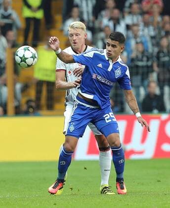 UEFA Champions League Group B match between Besiktas and Dynamo Kiev at Vodafone Arena in Istanbul , Turkey , 28 September 2016. Pictured : Andreas Beck (R) of Besiktas and Derliz Gonzalez (L) of Dynamo Kiev. 