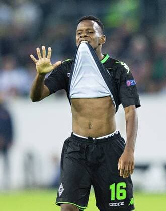 Mönchengladbach, 28.09.2016, Borussia Park Ibrahima Traore (BMG) enttäuscht VfL Borussia Mönchengladbach - FC Barcelona Barca mm