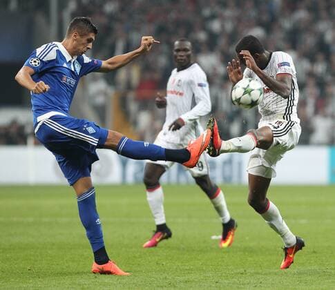 UEFA Champions League Group B match between Besiktas and Dynamo Kiev at Vodafone Arena in Istanbul , Turkey , 28 September 2016. Final Score : Besiktas 1 - Dynamo Kiev 1 Pictured : Anderson Talisca (R) of Besiktas and Evgen Khacheridi of Dynamo Kiev. 
