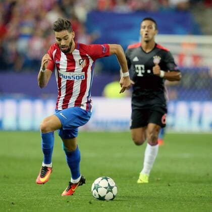 Yannick Carrasco ( Atletico Madrid ) Thiago Alcantara (FC Bayern Muenchen) laeuft hinterher , Atletico Madrid vs. FC Bayern Muenchen, Fussball, Champions League, 2. Spieltag, 28.09.2016, Madrid Copyright: xLANGERx xEibner-Pressefotox EP_hlr