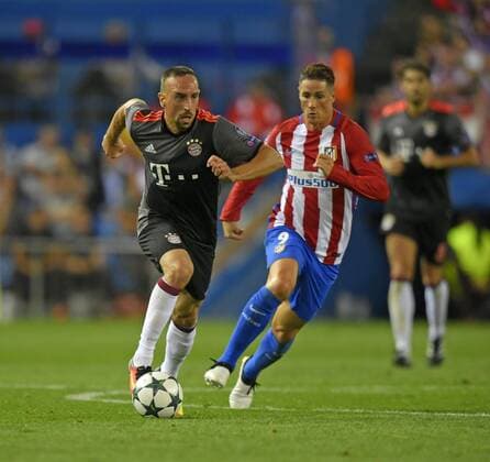 28.09.2016, Fussball Champions-League 2016 2017, Vorrunde 2.Spieltag, Atletico Madrid - FC Bayern München, im Estadio Vicente Calderon, Madrid. v.li: Franck Ribery (FC Bayern München) gegen Fernando Torres (Atletico Madrid). 