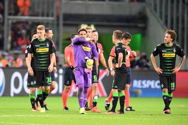 Fussball, UEFA Champions League, Saison 2016 2017, Spieltag 2, Borussia Mönchengladbach vs FC Barcelona Barca 28.09.2016, Stadion am Borussia Park, Mönchengladbach, Nico Elvedi, Yann Sommer, Patrick Herrmann, Fabian Johnson, alle Borussia Mönchengladbach,