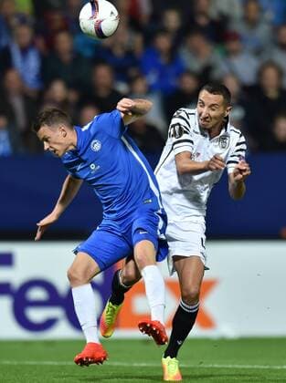 From left: Jan Sykora of Liberec and Marin Leovac of PAOK in action during the European Football League second round, group J match FC Slovan Liberec vs PAOK FC Thessaloniki in Liberec, Czech Republic, September 29, 2016. (CTKxPhoto RadekxPetrasek) CTKPhotoP201609290958201  PER_3936