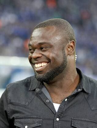 29.09.2016 - Gerald Asamoah (Ehemaliger Schalke-Spieler und heutiger U-15 Co-Trainer auf Schalke) beim Europa League Gruppenspiel (Saison 2016 17) FC Schalke 04 - FC Salzburg. Â