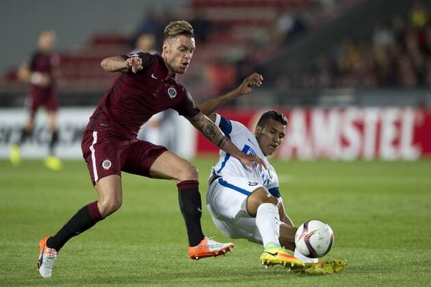 From left: Vaclav Kadlec of Sparta and Jeison of Milan in action during the European Football League second round group K match, Sparta Praha vs Inter Milan in Prague, Czech Republic, September 29, 2016. (CTKxPhoto MichalxKamaryt) CTKPhotoP201609290961601  kmt 4