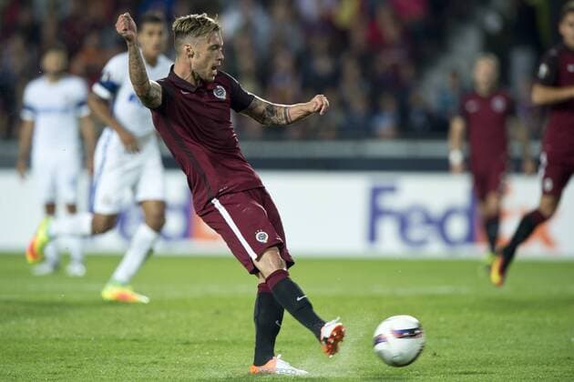 Vaclav Kadlec of Sparta shoots a goal during the European Football League second round group K match, Sparta Praha vs Inter Milan in Prague, Czech Republic, September 29, 2016. (CTKxPhoto MichalxKamaryt) CTKPhotoP201609290972201  kmt 7