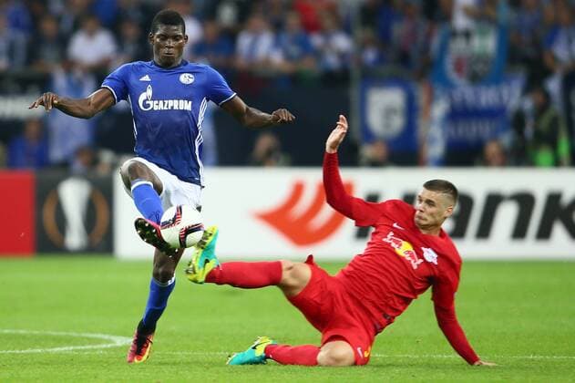 SOCCER - UEFA EL, Schalke vs RBS GELSENKIRCHEN,GERMANY,29.SEP.16 - SOCCER - UEFA Europa League, group stage, FC Schalke 04 vs Red Bull Salzburg. Image shows Breel Embolo (Schalke) and Duje Caleta-Car (RBS). GEPAxpictures xFelixxRoittner