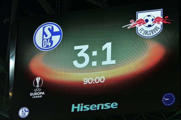 Themen der Woche - SPORT Bilder des Tages - SPORT GER, UEFA EL, FC Schalke 04 (GER) vs. RB Salzburg (AUT) 29.09.2016, Veltins-Arena , Gelsenkirchen , UEFA Europa Leaque, Gruppe I, im Bild: Endstand 3:1 für Schalke Foto © nordphoto Meuter nordphotox xMeuter