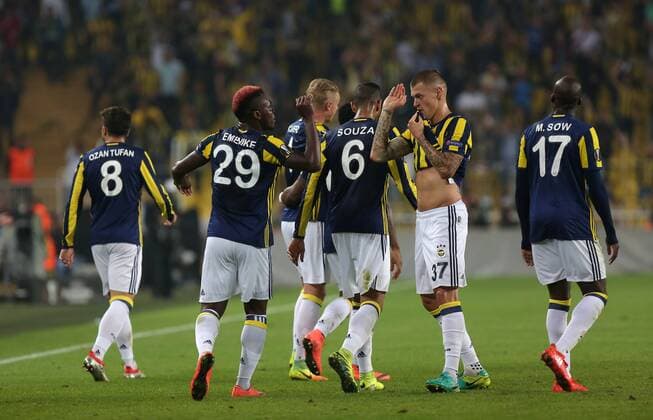 Fenerbahce™s Emmanuel Emenike celebrates his goal with his team mates during UEFA Europa League game between Fenerbahce and Feyenoord at Ulker Stadium in Kadikoy, Istanbul, 29th of September 2016. (Tolga Adanali - Depo Photos)  15521115