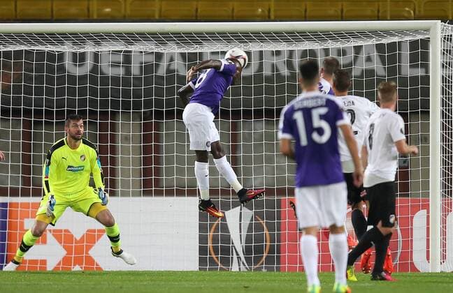SOCCER - UEFA EL, A.Wien vs Plzen VIENNA,AUSTRIA,29.SEP.16 - SOCCER - UEFA Europa League, group stage, FK Austria Wien vs FC Viktoria Plzen. Image shows Olarenwaju Ayobami Kayode (A.Wien). GEPAxpictures xPatrickxLeuk